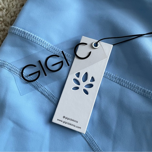 GIGI C Sky Blue Katrina Cutout Leggings Sports Bra Set - Picture 5 of 9